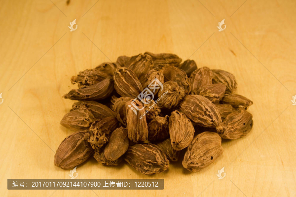 草果