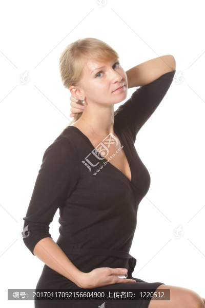 坐著的女孩