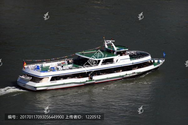 河游船