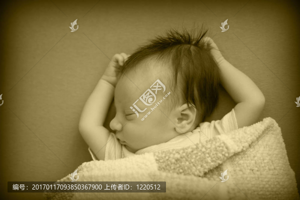 一個(gè)星期大的嬰兒