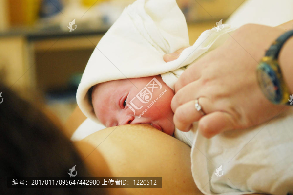 一個母乳喂養(yǎng)