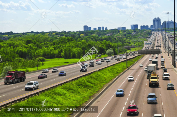 繁忙的公路