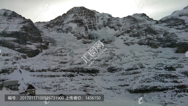 雪山