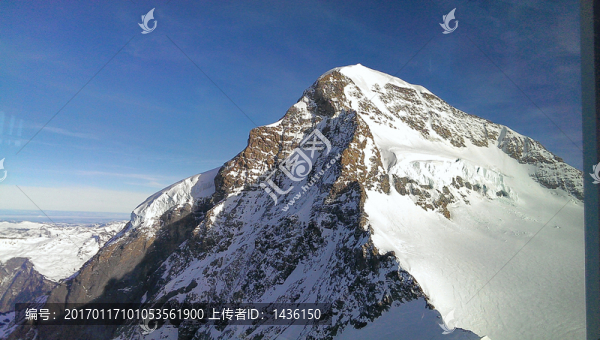 雪山