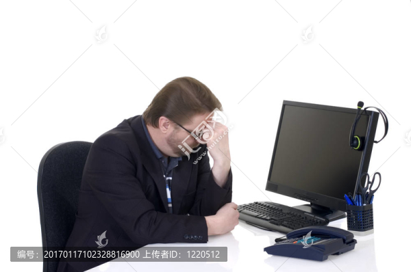 商人在辦公桌上