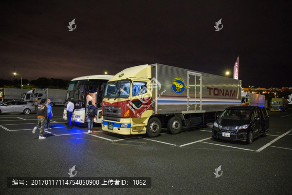 日本高速休息區(qū)