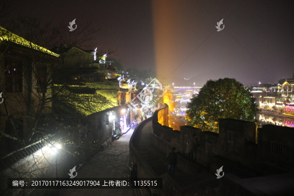 鳳凰古城,吊腳樓,沱江