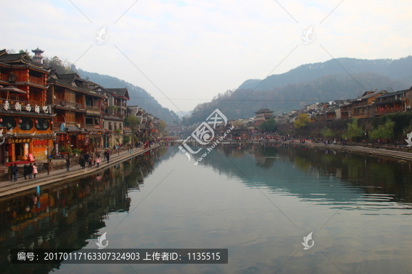 鳳凰古城,吊腳樓,沱江