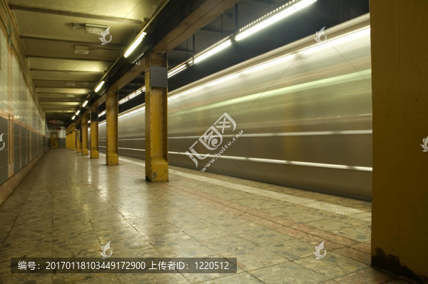 地鐵運(yùn)動(dòng)