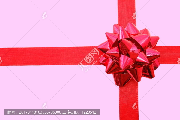 帶絲帶的圣誕禮物-匯圖網(wǎng) www.fosd68.com 帶絲帶的圣誕禮物