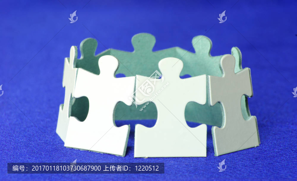 令人費解的事