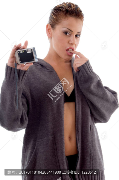 性感的女人展示她的電話