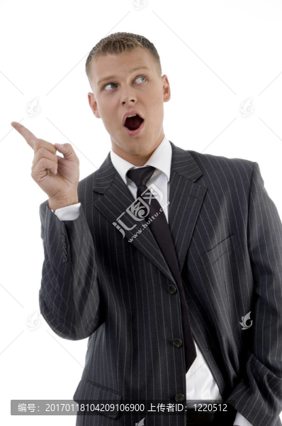 成人商人看向側(cè)