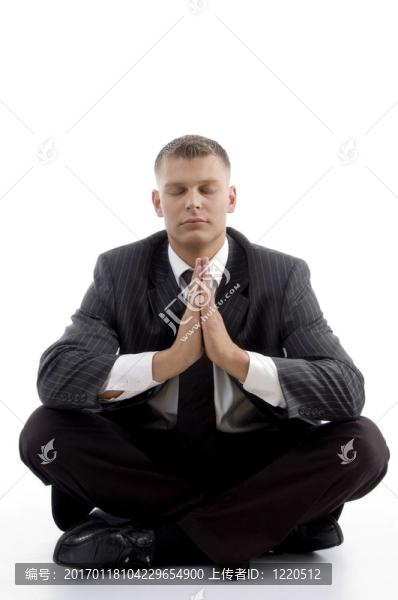 英俊的服務(wù)提供者做瑜伽