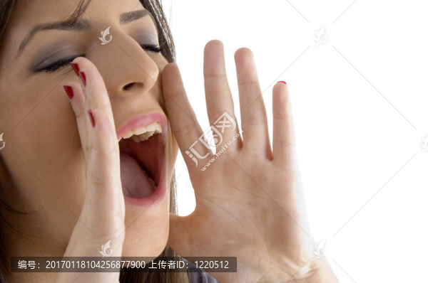 美麗的女喊