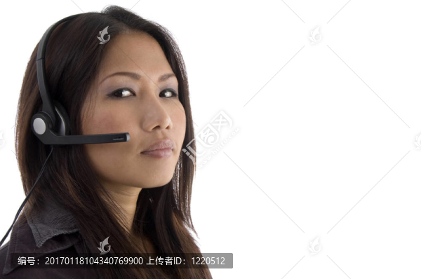 帶耳機(jī)的女人的肖像