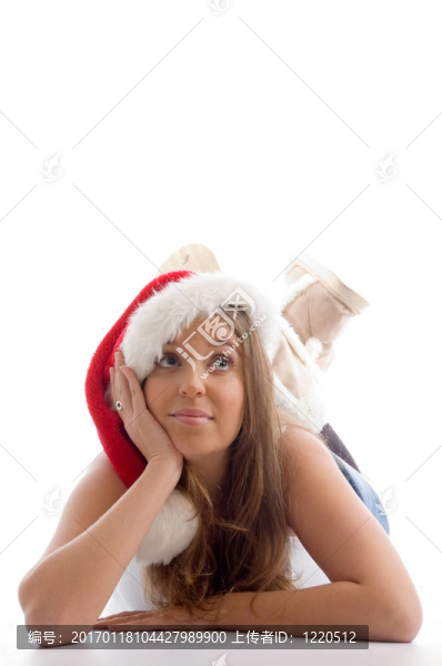 戴圣誕帽的年輕女人