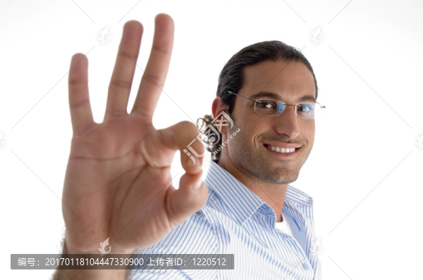 年輕的白人男子與確定的象征