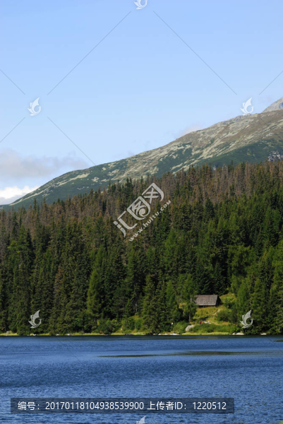 Tatry在早晨的景象