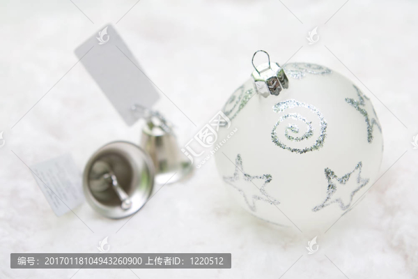 圣誕裝飾與鈴鐺