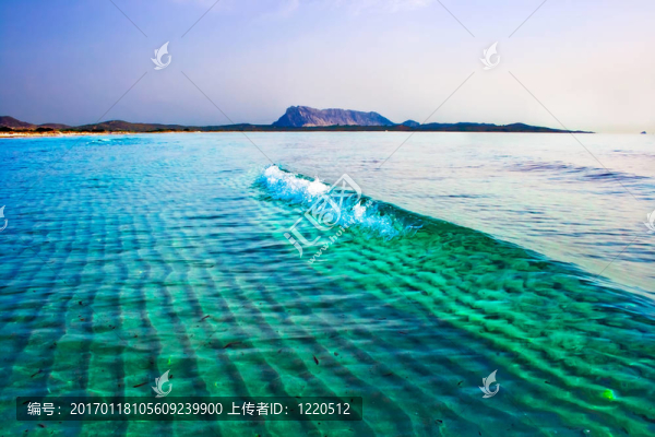 海洋中的波浪