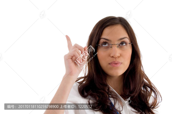 漂亮的女性戴眼鏡朝上