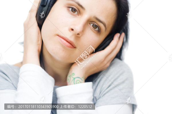 與headphon年輕女人