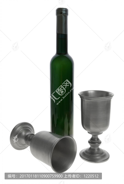 葡萄酒杯和瓶