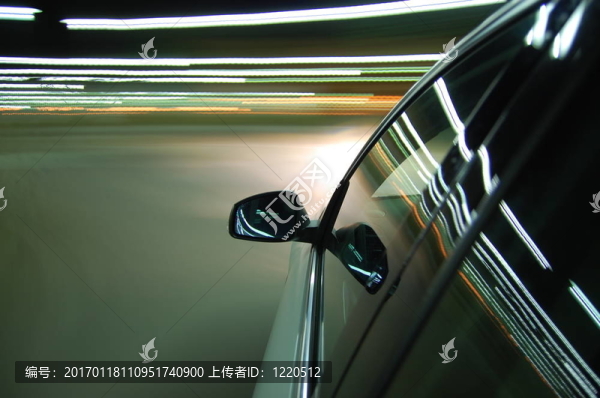 運(yùn)動(dòng)中的夜間駕駛