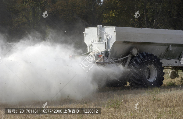 伸展的白色肥料