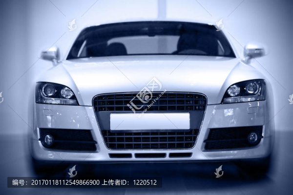 運動轎跑車