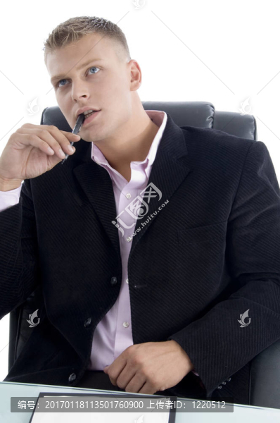 思考年輕經(jīng)理的前瞻