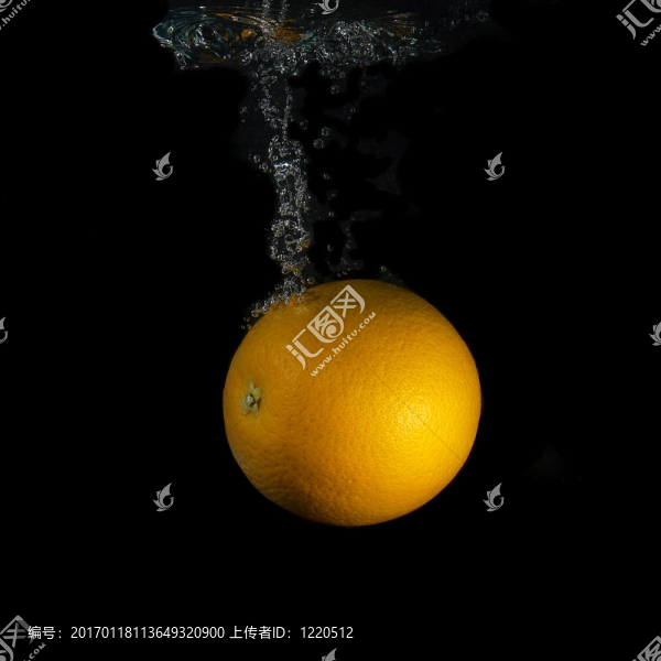 多汁的橙子