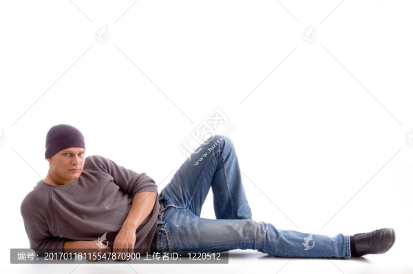 英俊的男人的姿勢