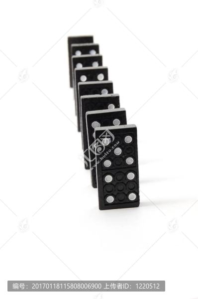 多米諾