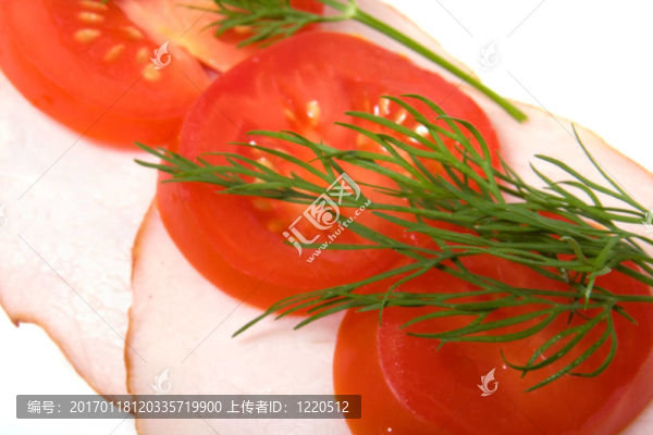 白色開放式三明治