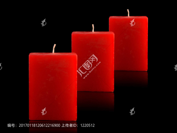 紅色的圣誕蠟燭