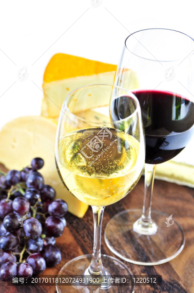 葡萄酒和奶酪