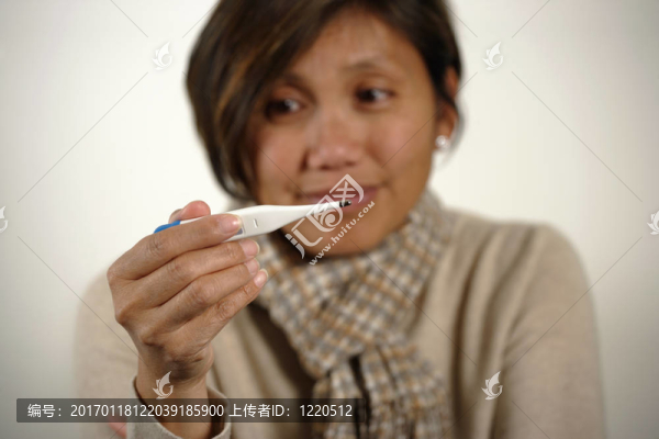 檢查溫度計(jì)