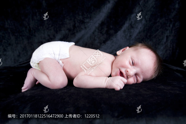 一個星期大的嬰兒