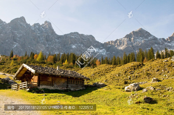 秋天的小屋