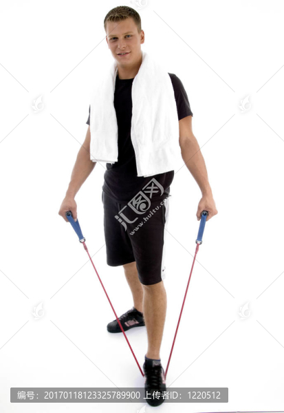 有運(yùn)動(dòng)繩的站著的人-匯圖網(wǎng) www.fosd68.com 有運(yùn)動(dòng)繩的站著的人