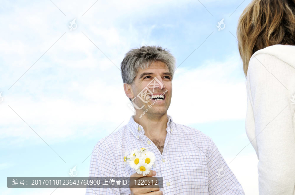 成熟浪漫的情侶鮮花