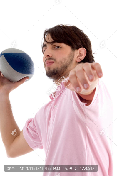 橄欖球球男子的側(cè)面姿勢(shì)-匯圖網(wǎng) www.fosd68.com 橄欖球球男子的側(cè)面姿勢(shì)