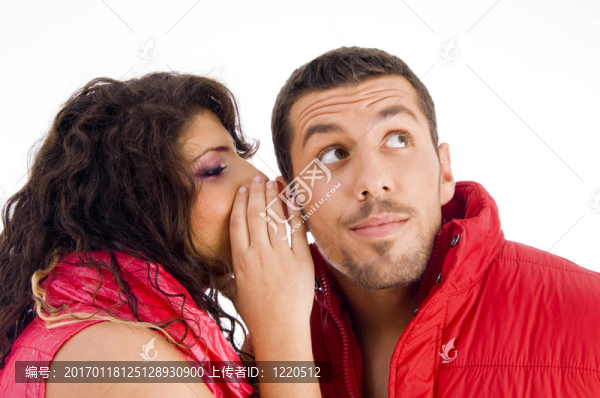 愛的白人對秘密耳語