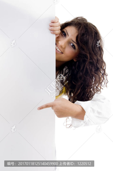 年輕可愛的女人的意謂