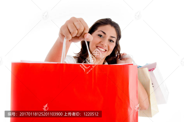 女人的畫(huà)像顯示購(gòu)物袋