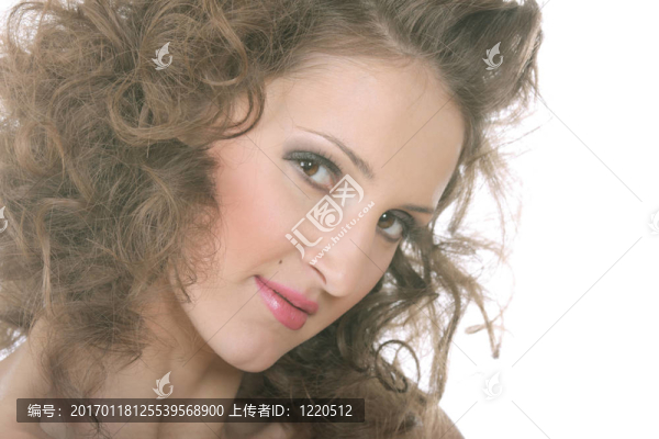 卷曲的女人特寫(xiě)照片