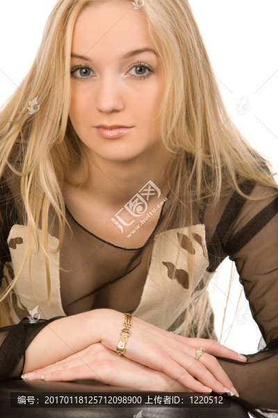 金發(fā)女人