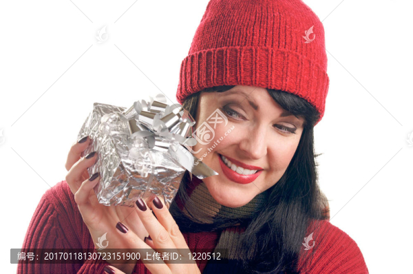 微笑的女人拿著禮物